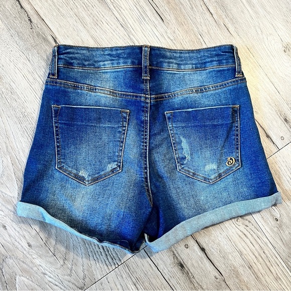 🔥SALE- Any 4/$20. Indigo Rein Denim Shorts​ - Picture 3 of 3